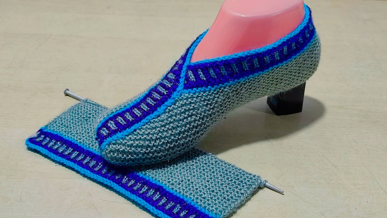 Knit Tape Line Slippers